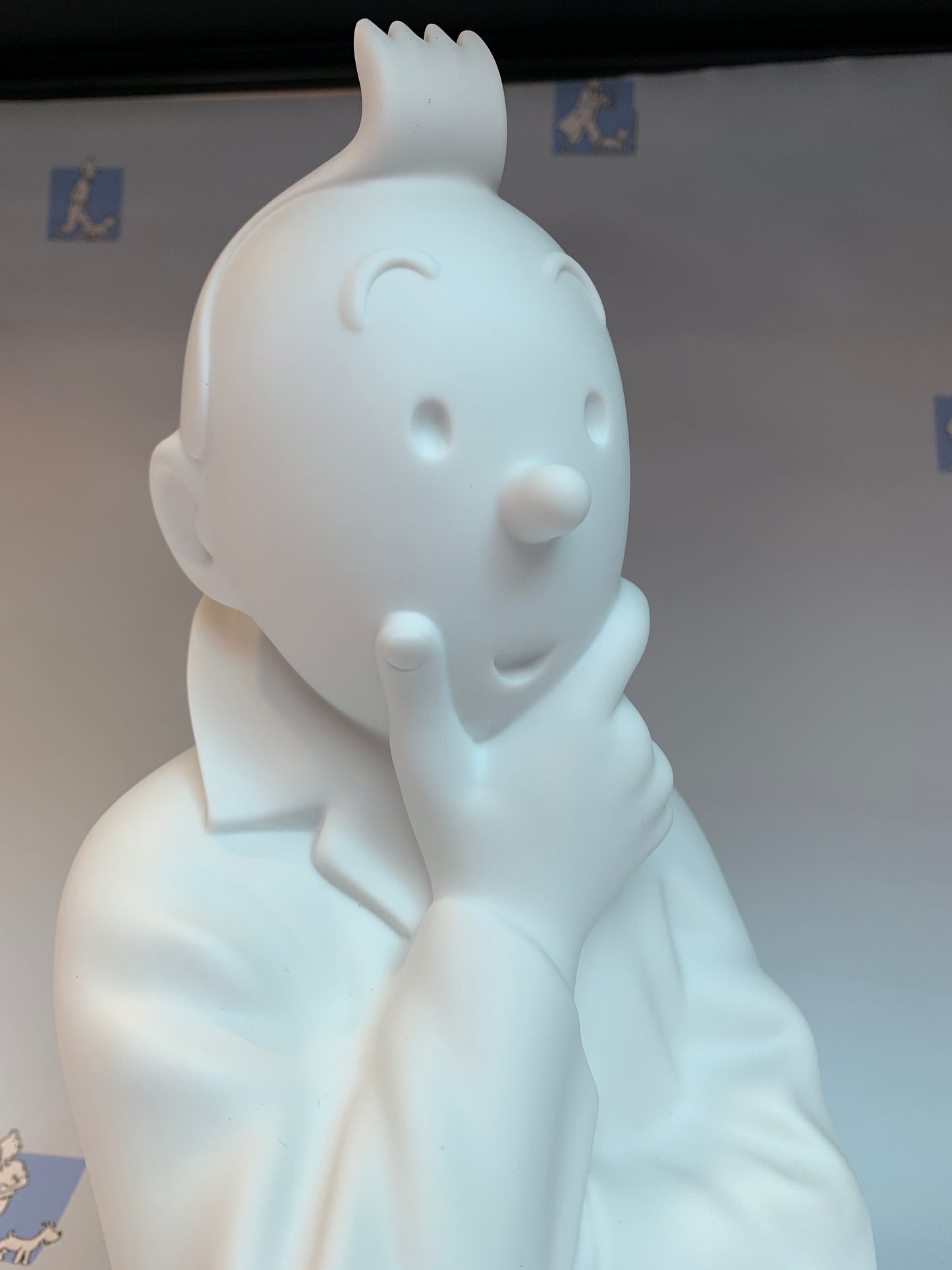 Tintin Pense Limoges Porcelain Bust 24 cm