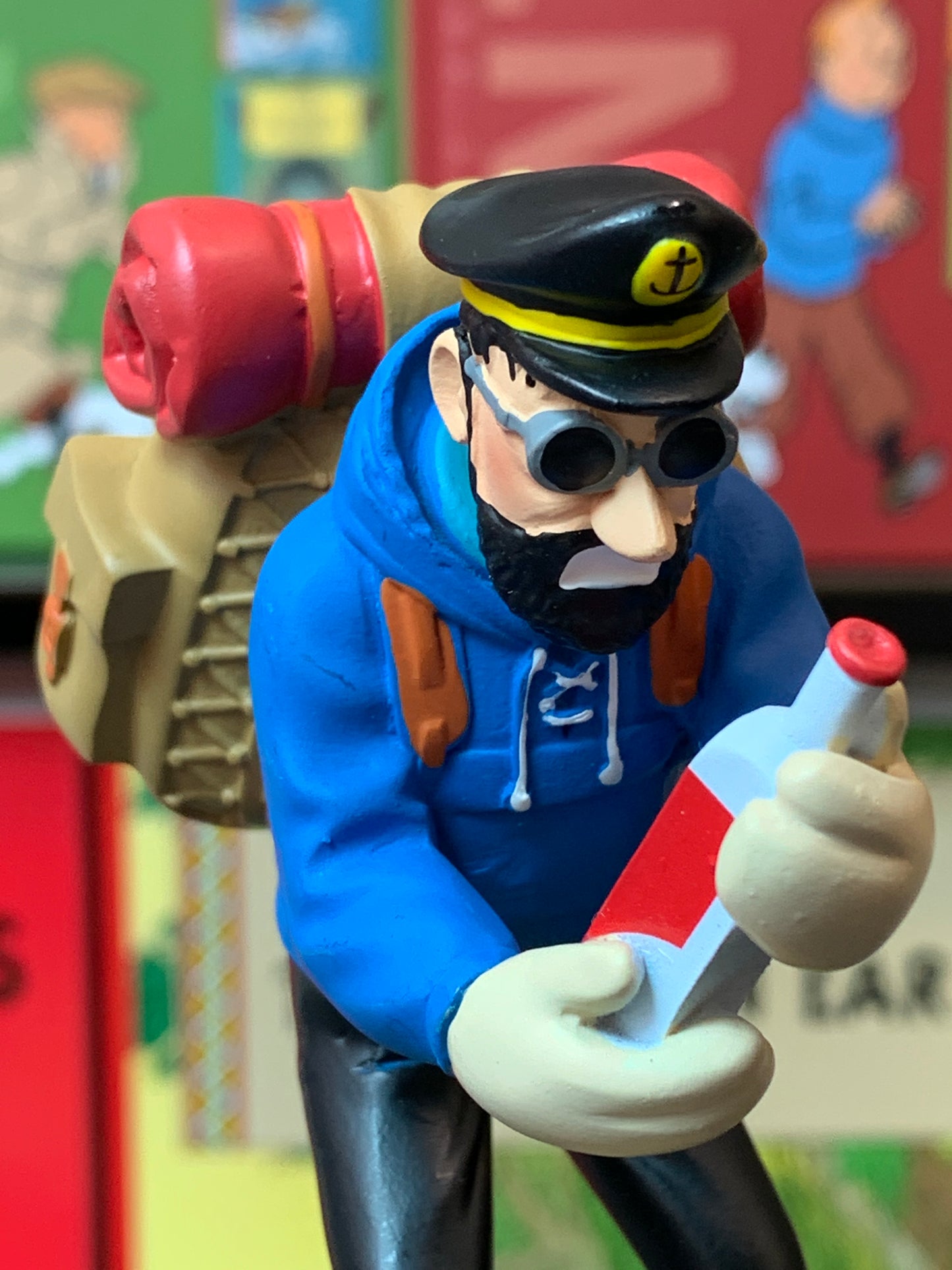 Captain Haddock With Empty Bottle Resin Figure From Tintin in Tibet 12 cm Ref. 42195