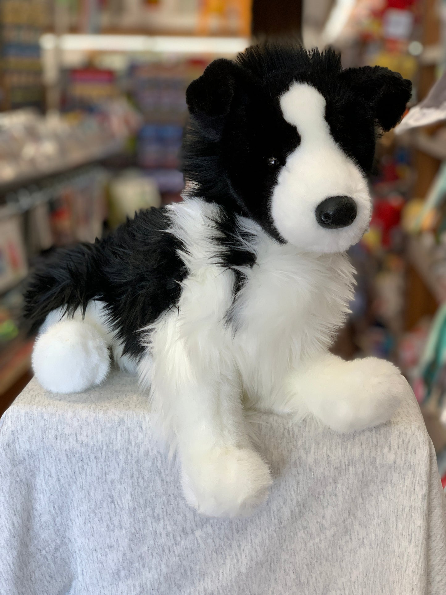 Douglas Chase Border Collie Dog 16”