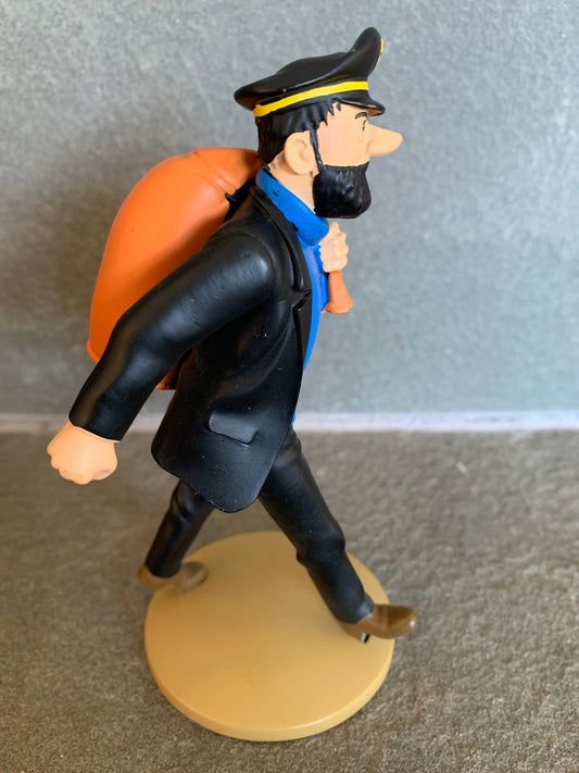 Captain Haddock Striding Resin Figure 12cm Ref: 42188